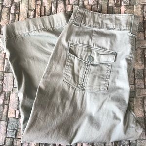 Riders by Lee Crop Pants Sz 8